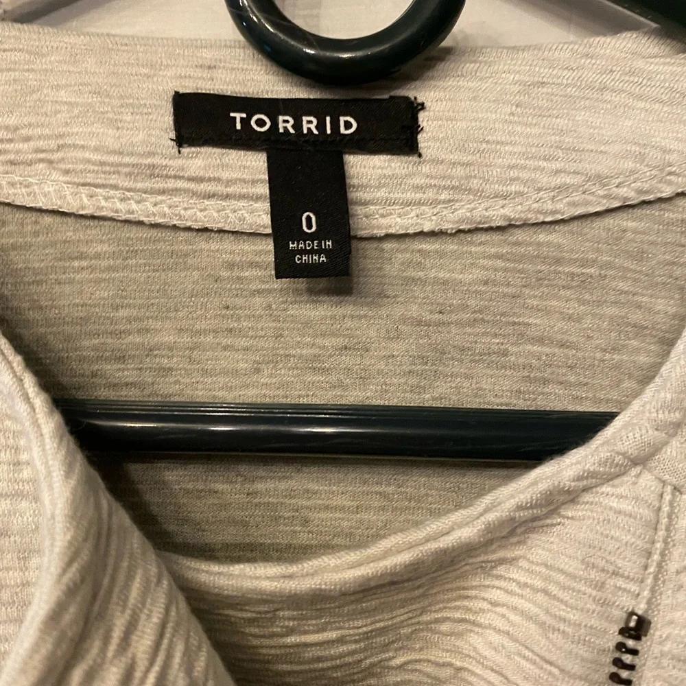 Torrid jacket - Picture 2 of 3